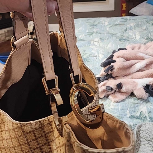 Gucci Cream Color Monogram Large Hobo - Picture 5 of 6